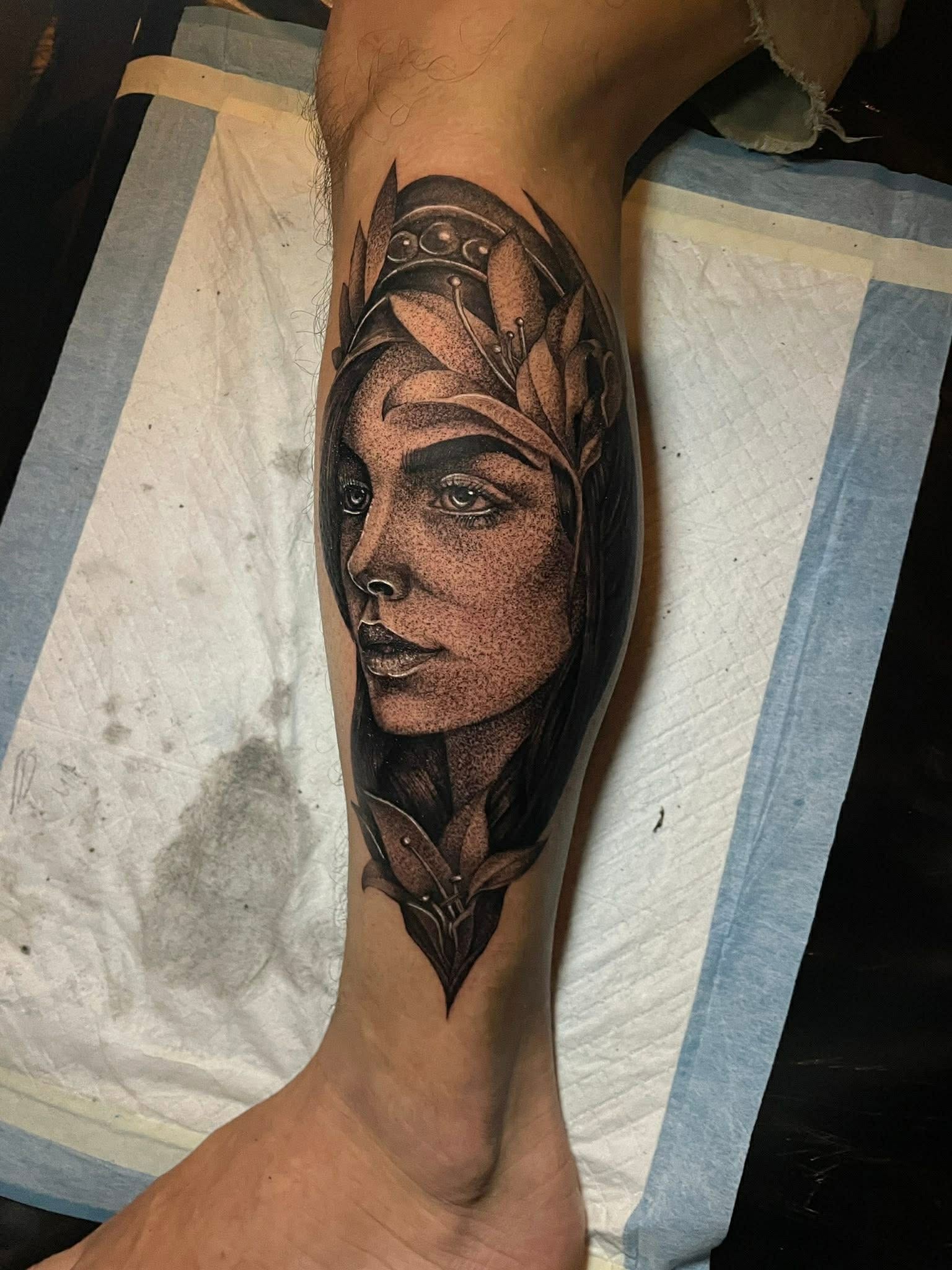 Black And Gray tattoo style by Jayson Alejo